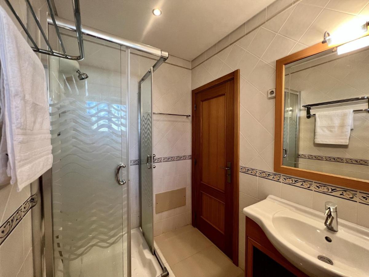 Quarteira Classic 1 With Pool By Homing Exterior foto
